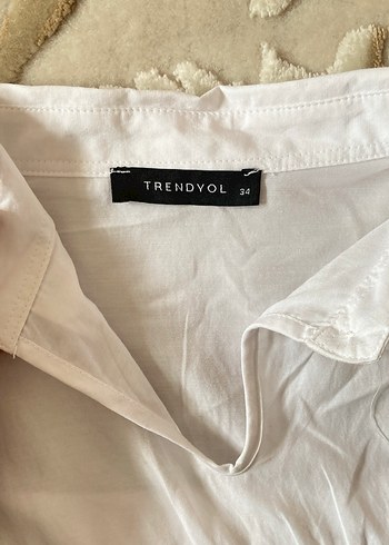 Fırfırlı Beyaz Keten Kadın Gömlek - Görsel 3