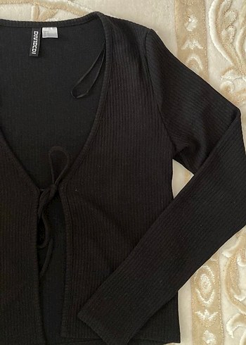 Siyah V Yaka Triko Hırka - Görsel 2