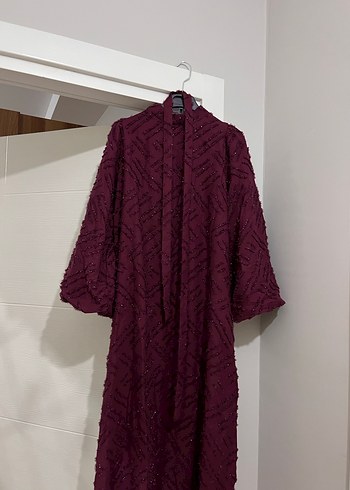 Bordo Uzun Nakışlı Kadın Elbise - Görsel 3