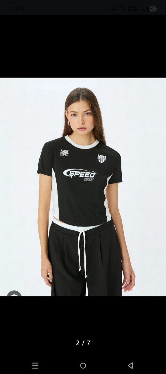 Crop tişört - Görsel 2