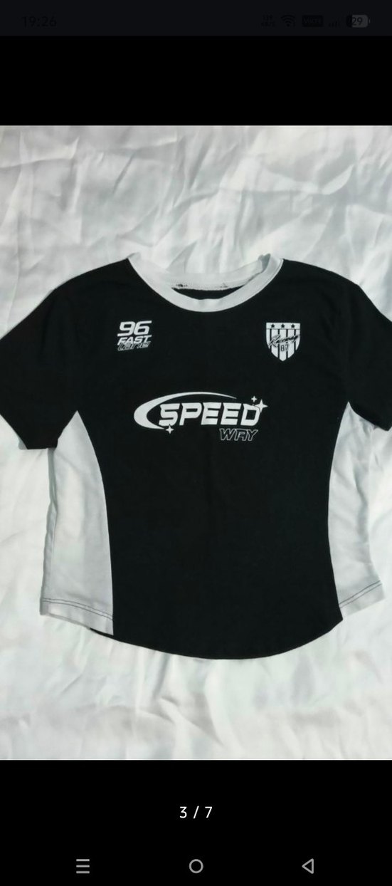 Crop tişört - Görsel 3