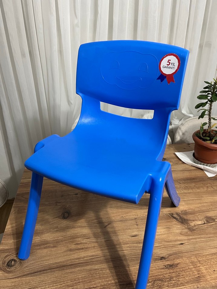 Koyu Mavi Çocuk Sandalyesi - Görsel 2