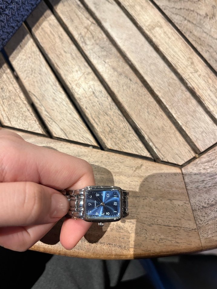 Gri Zincir Detaylı Mavi Kadın Kol Saati - Görsel 4