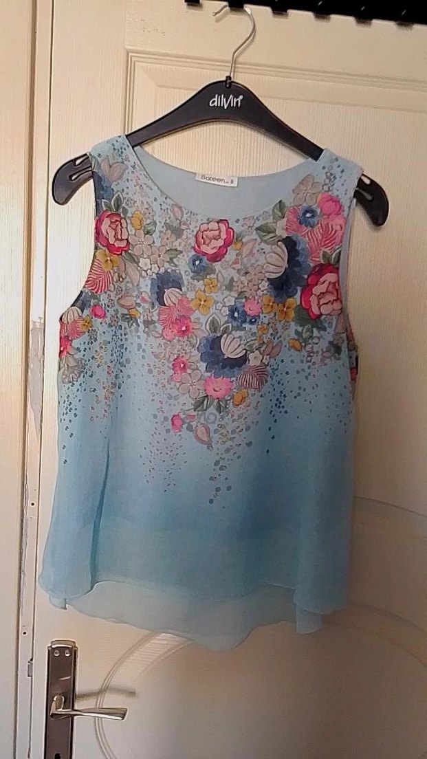 Nakışlı Mavi Hamile Bluzu, Düğmeli, V Yaka - Görsel 2