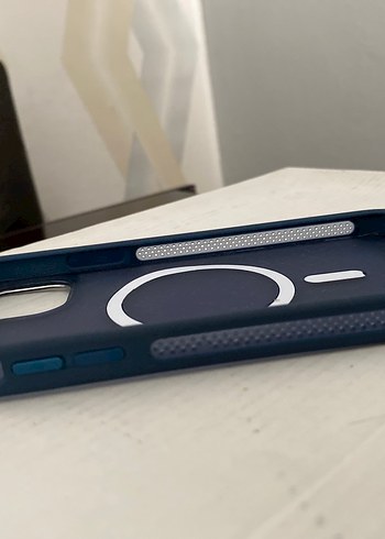 Koyu Mavi Şeffaf Telefon Kılıfı - Görsel 2
