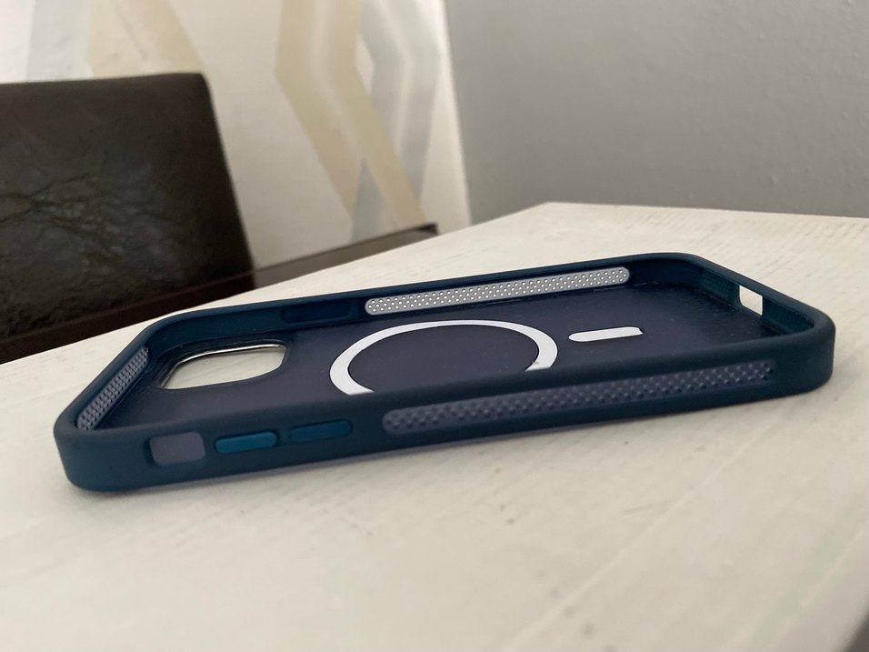 Koyu Mavi Şeffaf Telefon Kılıfı - Görsel 2