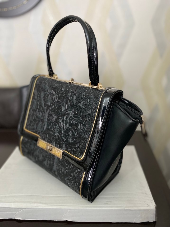 Klasik Siyah Deri Kadın Çanta - Görsel 3