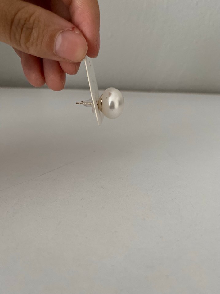 Beyaz Düğme Küpe Midi Boy - Görsel 3