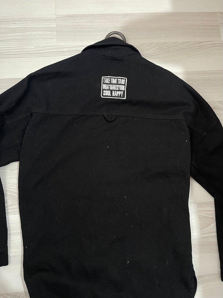 Siyah Düğmeli Kısa Kollu Denim Gömlek - Görsel 2