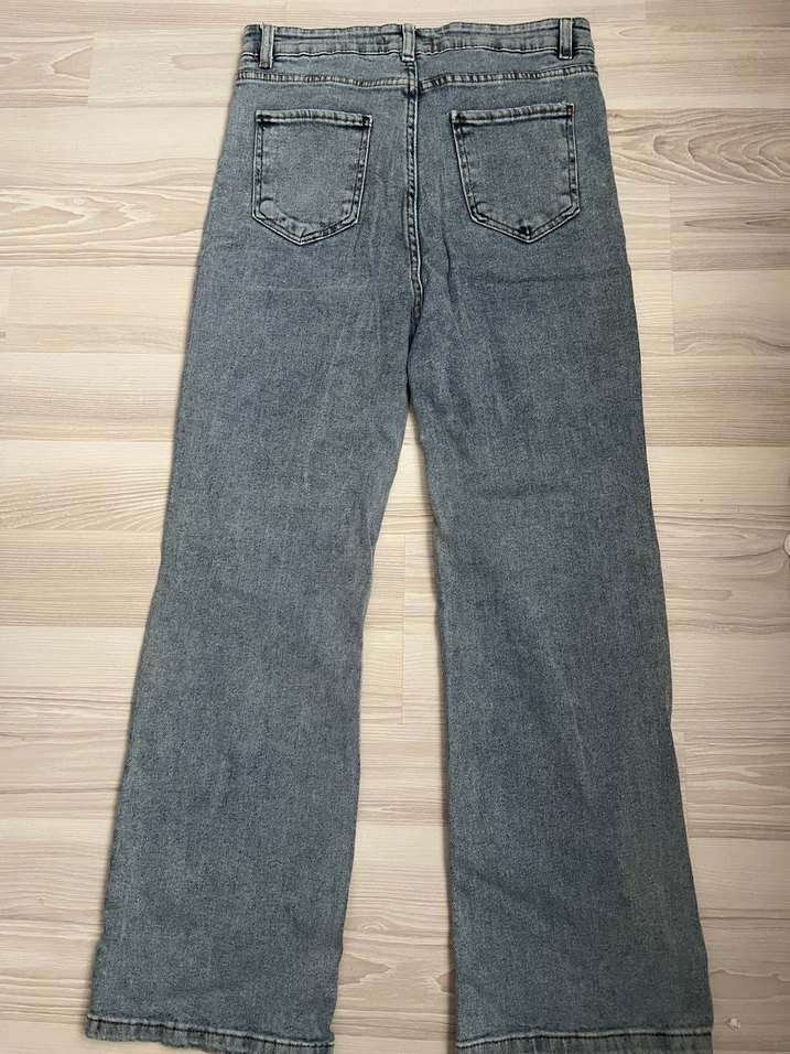 Kadın Gri Yırtık Salaş Kot Pantolon - Görsel 2