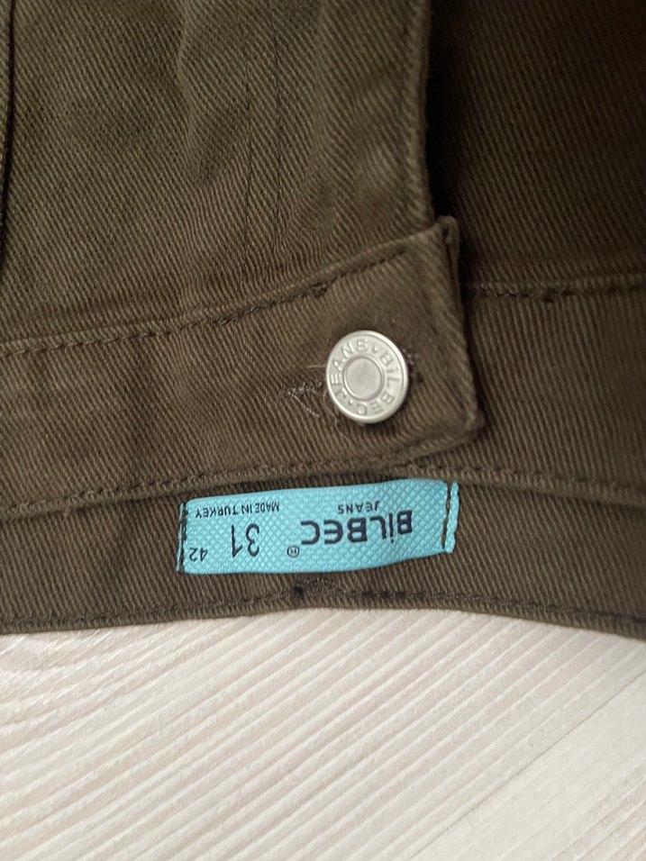 koyu yeşil cepli jeans pantolon - Görsel 4