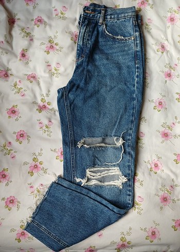 Pull Bear yırtık jean - Görsel 2