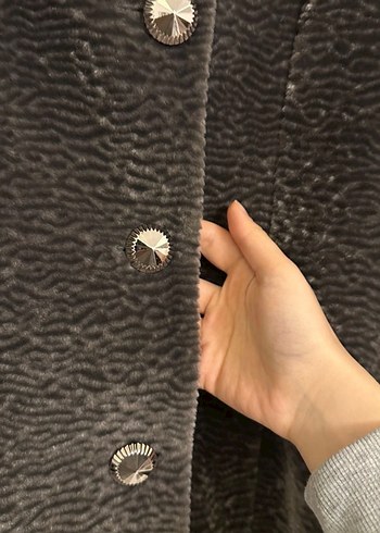 Düğmeli Gri Kadın Uzun Klasik Kaban - Görsel 3