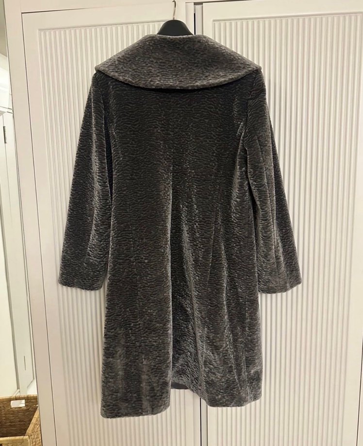 Düğmeli Gri Kadın Uzun Klasik Kaban - Görsel 2