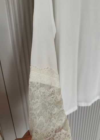 İpekyol Dantel Detaylı Beyaz V-Yaka Kadın Bluz - Görsel 3