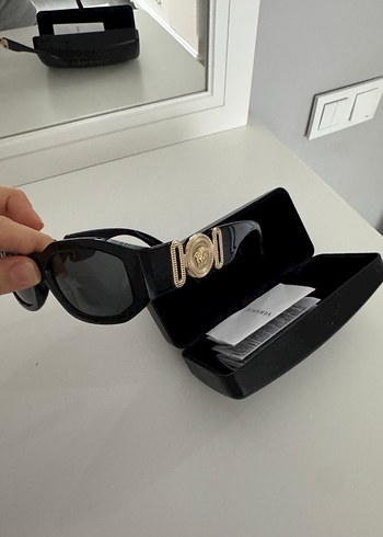 Güneş Gözlüğü - Görsel 2