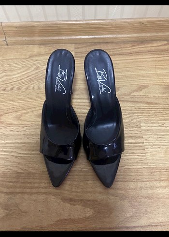 Siyah Rugan Tokalı Stiletto ince  Topuklu Kadın Ayakkabı - Görsel 3