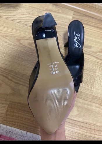 Siyah Rugan Tokalı Stiletto ince  Topuklu Kadın Ayakkabı - Görsel 5