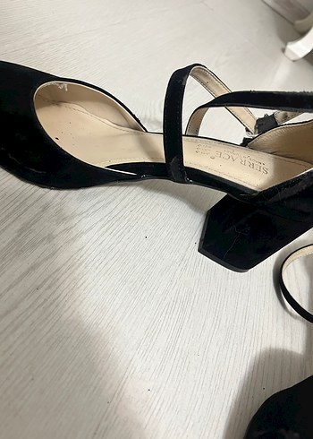 Siyah süet Tokalı Topuklu Kadın Ayakkabı - Görsel 4