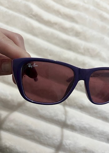 Ray-Ban mor renk çocuk güneş gözlüğü - Görsel 5