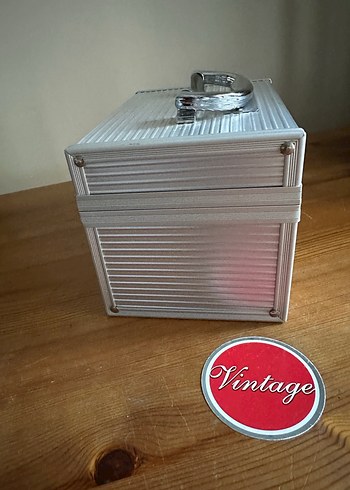 Vintage 90lar LOreal çok amaçlı kutu - Görsel 2