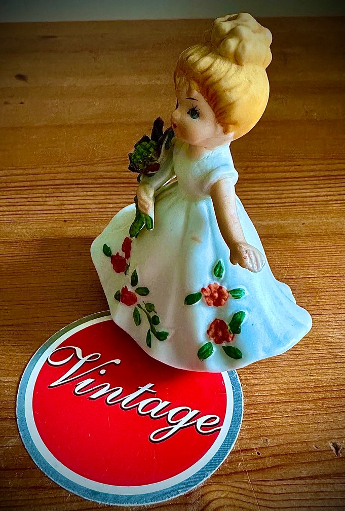 Vintage sevimli kız çocuğu Biblosu,damgalı,NADİR - Görsel 3