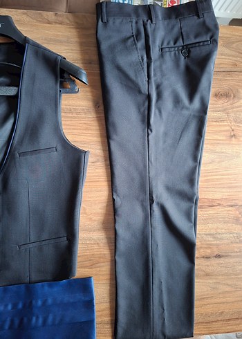 1 kez giyilmiş smokin - Görsel 3