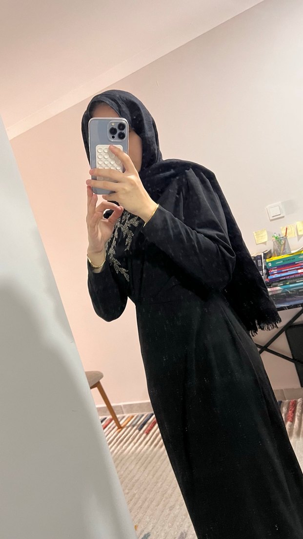 Nakışlı Siyah Uzun Kollu Tesettür Elbise - Görsel 2