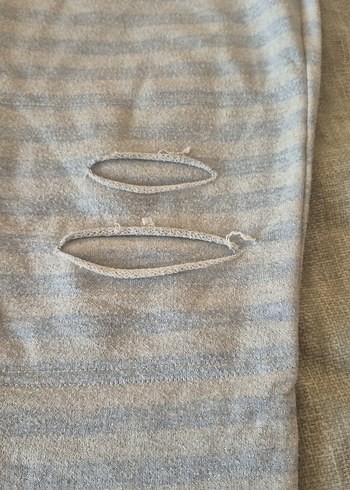 Kız Çocuk Gri Mavi Bol Kesim Yırtık Detaylı Yazlık Pantolon - Görsel 2