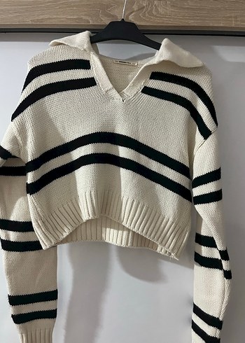 Çizgili V Yakalı Triko Kazak - Görsel 3