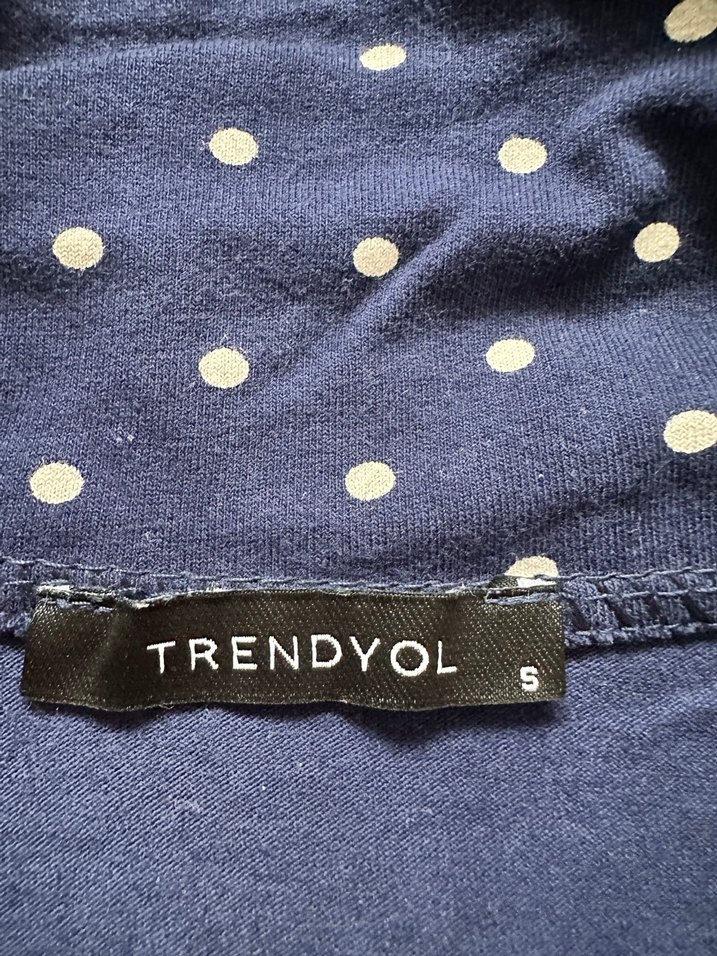 Kadın Pijama Takımı Lacivert Puantiyeli Kısa Kollu - Görsel 3