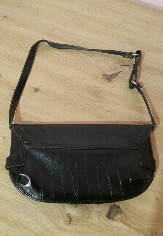 Kemer Tokalı Siyah Yılan Desenli Deri Kadın Çanta - Görsel 2