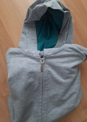 Gri Kapüşonlu Sweatshirt - Görsel 2