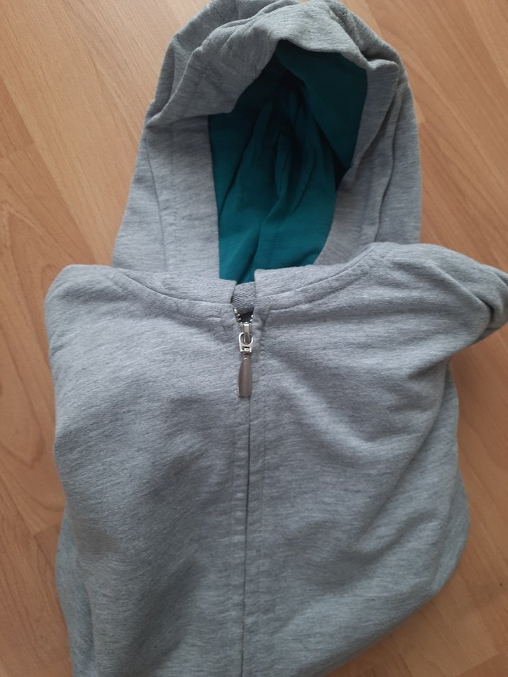 Gri Kapüşonlu Sweatshirt - Görsel 2