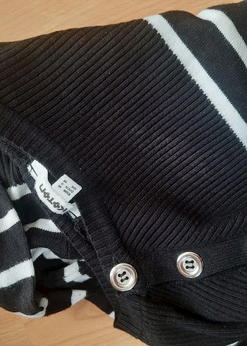 Düğmeli Siyah Beyaz Çizgili Kadın Triko - Görsel 6