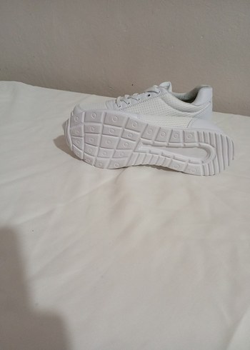 Beyaz Kadın Spor Ayakkabı - Görsel 4
