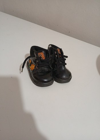 Kız Çocuk Siyah Nakışlı İlk Adım Botu - Görsel 4