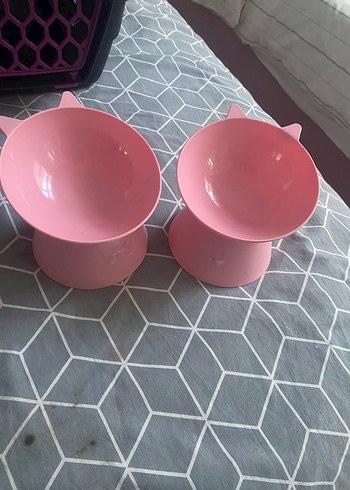 Beyaz Kedi Tüy Bakım Fırçası, 2 Tane yemek kabı - Görsel 2