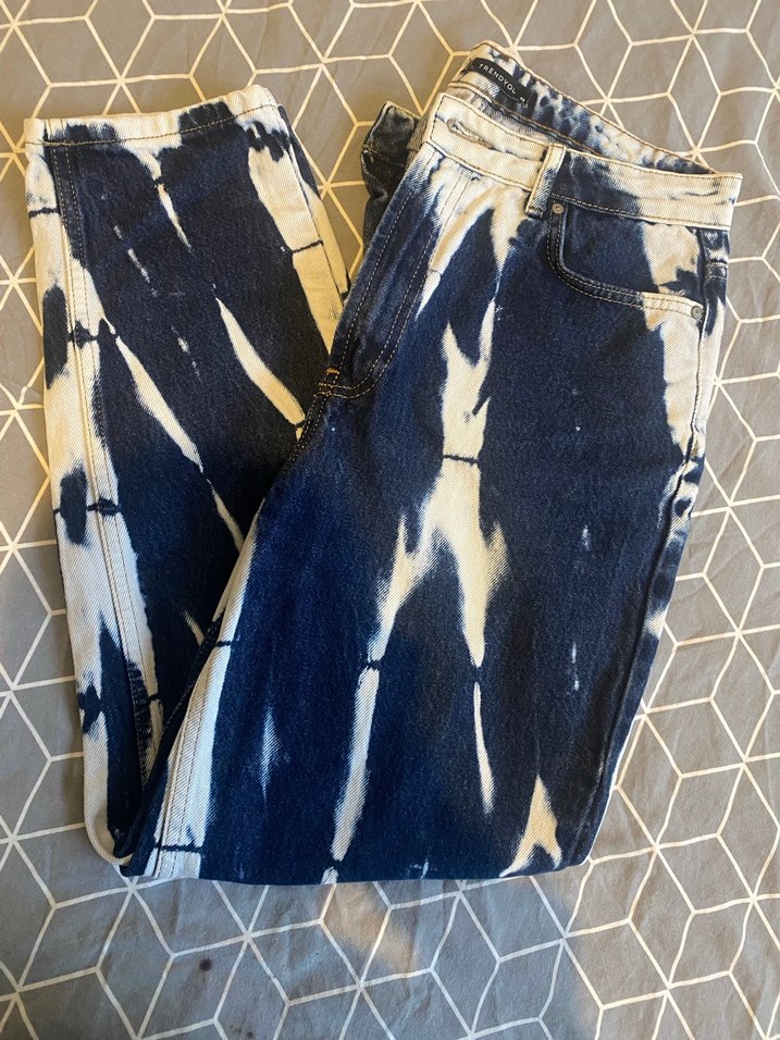 Kadın Lacivert Batik Desenli Cep Detaylı Jean - Görsel 3