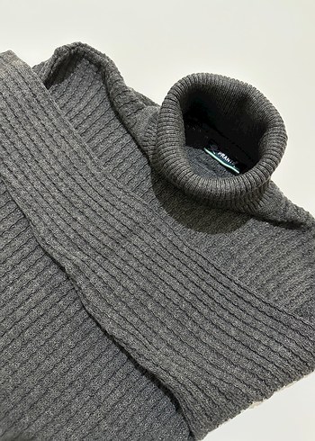 Gri unisex Boğazlı Yün Kazak - Görsel 2