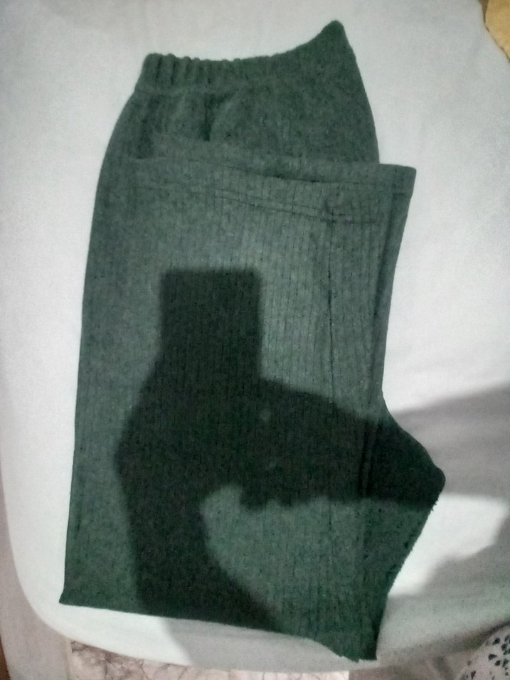 Yeşil Boğazlı Örgü Kadın Kazak - Görsel 2