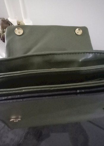 Kemer Detaylı Kadın Deri Çanta - Haki - Görsel 4