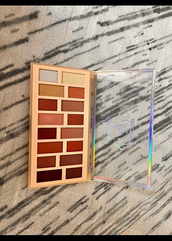 Bej Tonlarda Far Paleti - Görsel 2