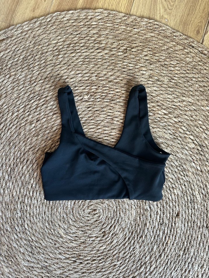 Siyah sporcu sütyeni  Crop Top - Görsel 2