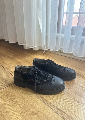 Siyah Kadın Klasik Goth makosen - Görsel 2