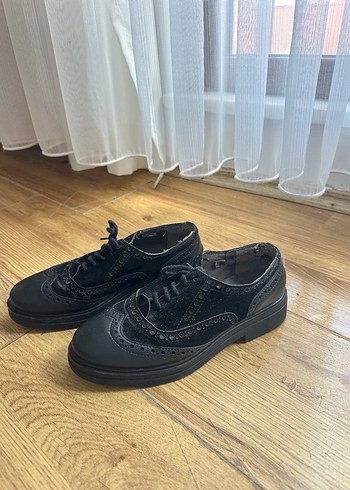 Siyah Kadın Klasik Goth makosen - Görsel 3