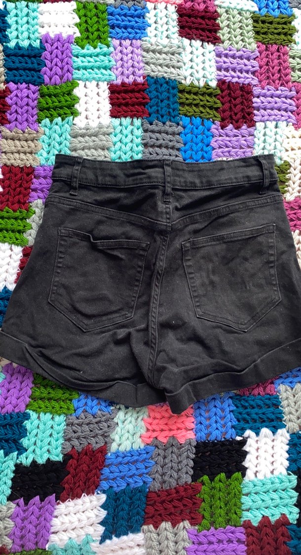 Kadın Siyah Mini Kot Şort - Görsel 4