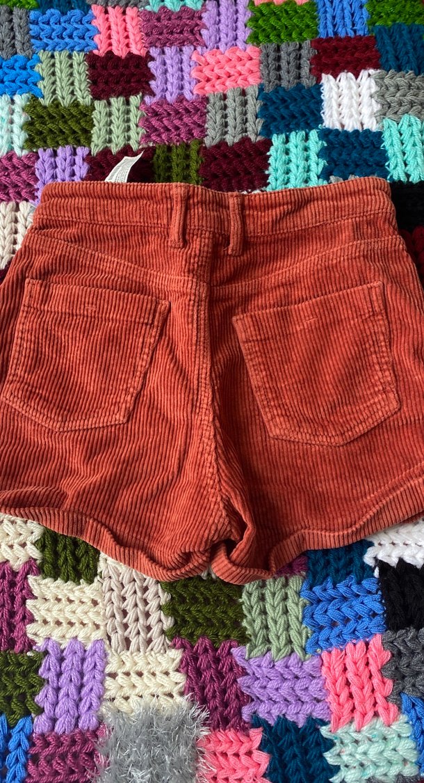 Kadın Turuncu Kısa Örme Şort - Görsel 3