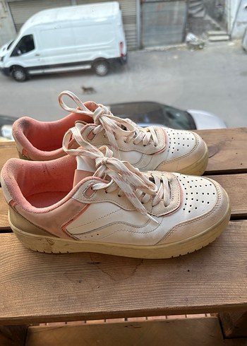 36 Beden Beyaz Bağcıklı Stiletto Topuklu Kadın Spor Ayakkabı