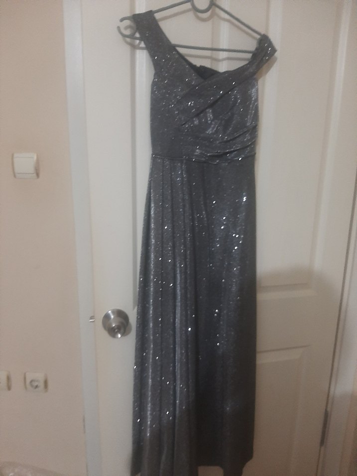 Gri Drapeli Uzun Abiye Elbise - Görsel 3